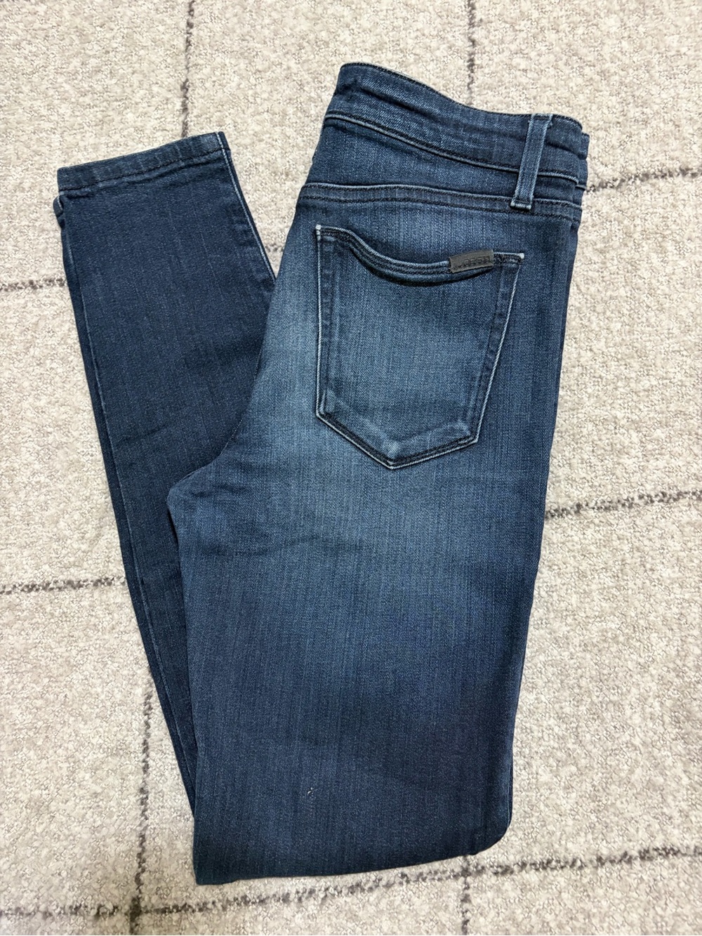 Joe’s Jeans The Charlie High Rise Skinny Flawless